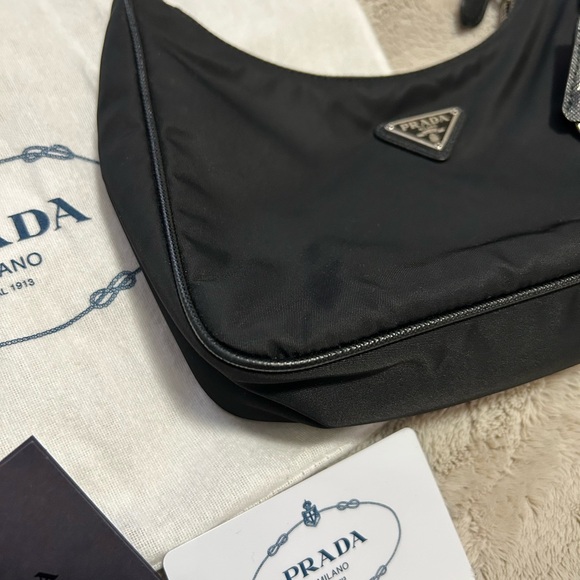 PRADA Re-Edition 2005 Nylon Black Crossbody Bag - Picture 5 of 12
